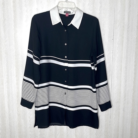VINCE CAMUTO Button Down Blouse Size S - Picture 2 of 4